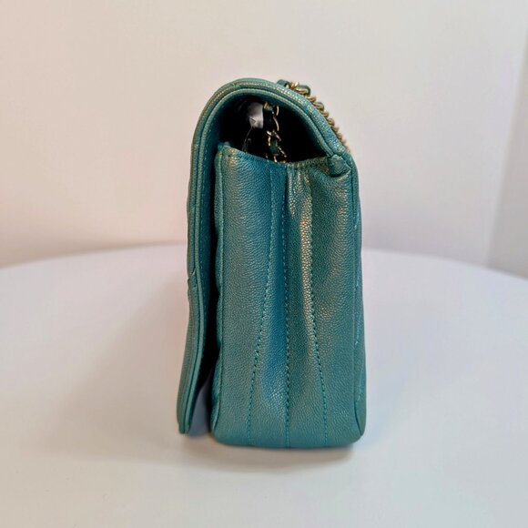 Chanel Rare Turquoise Luminescent Chevron Medium Quilted Classic Flap Bag - Picture 3 of 16
